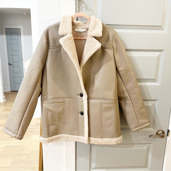 New Revolve ASTR Francine Faux Leather Shearling Jacket Coat - Picture 3 of 6